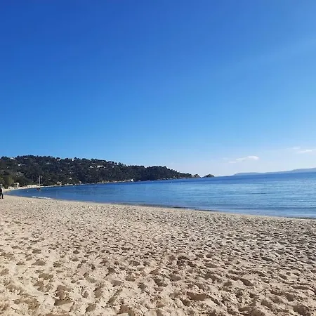Cavaliere Au Chene Liege דירה
