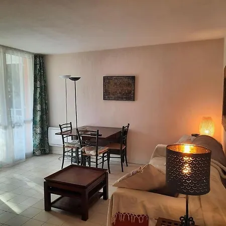 Апартаменти Cavaliere Au Chene Liege